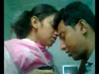 Indian Bengali College lassie First Time sex movie With Bf-On Cam